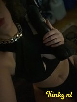 Layla - Nieuwe dame BDSM ontdekkende, spelen wij snel?